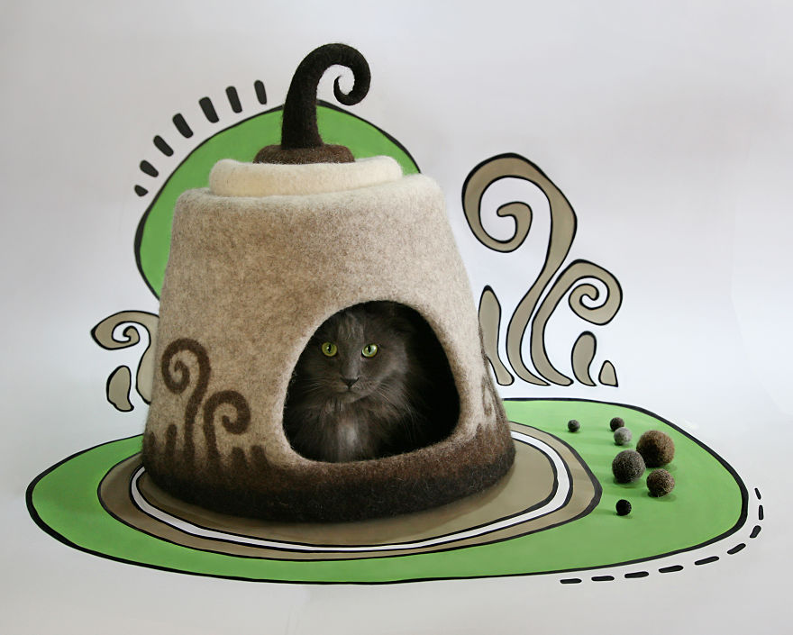 fairytale-houses-for-cats-17