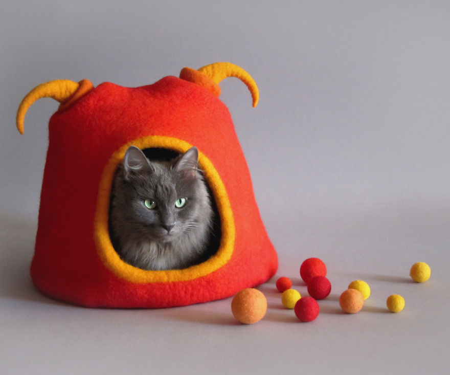 fairytale-houses-for-cats-22